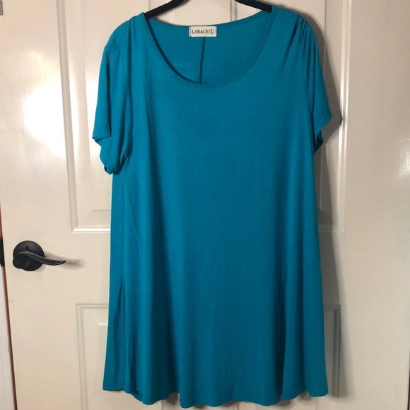 Larace Tops - [SOLD] Larace swing tunic size large